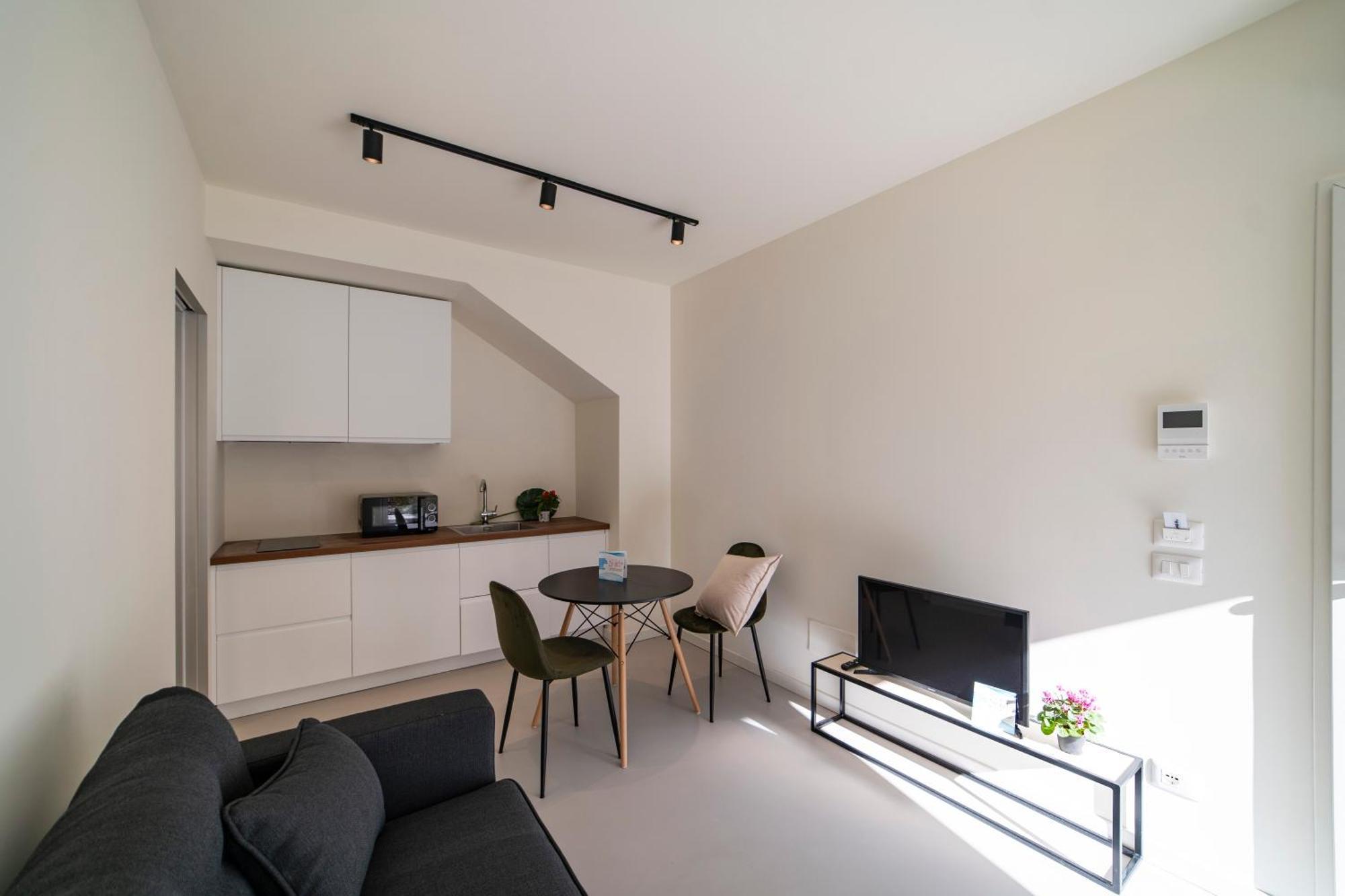 Via Vittorio Veneto 468 Chiari Aparthotel ห้อง รูปภาพ